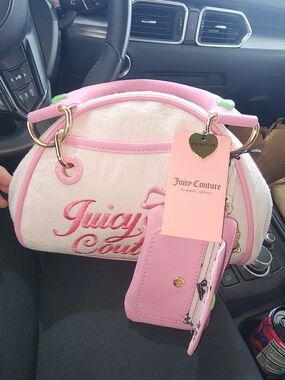 NWT  Juicy Couture Retro Strawberry Bowler Y2K